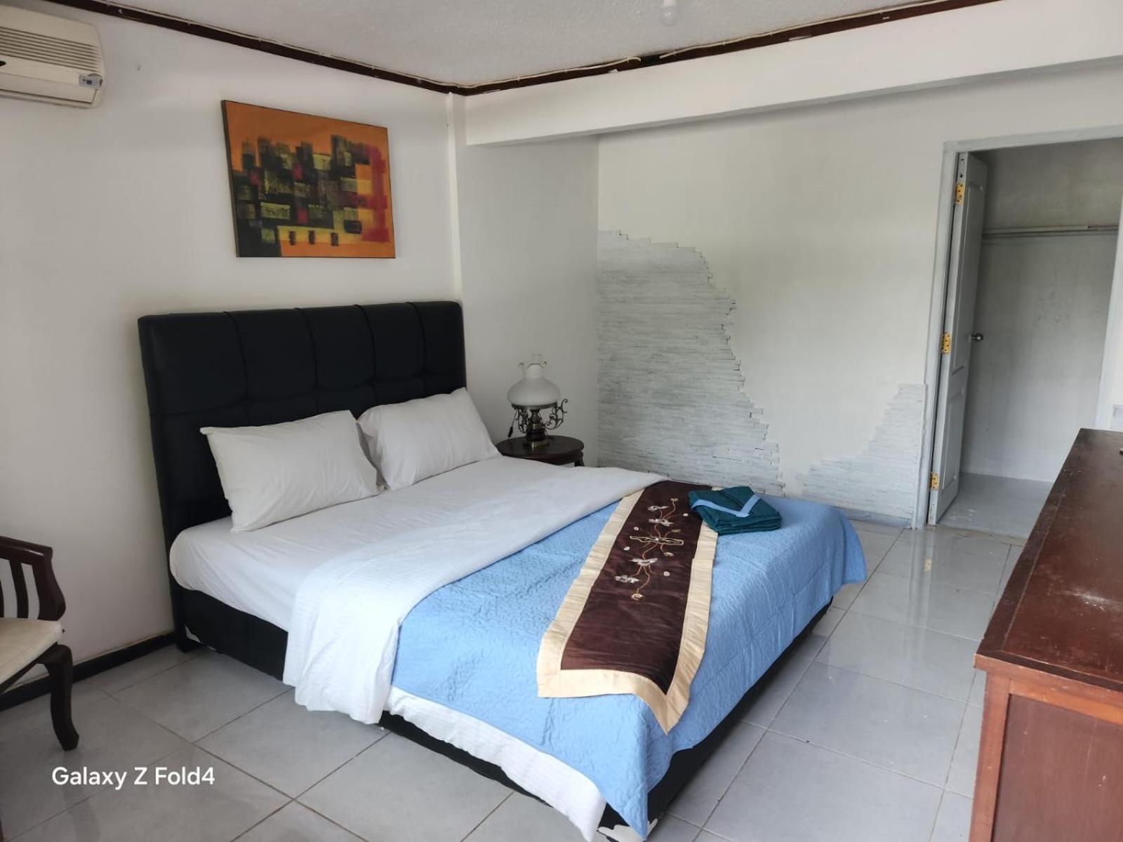 Omah Kenangan At Seven Trumpets Resort Maguwo Exterior photo